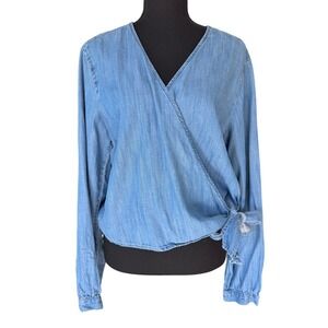 GAP Chambray Tie Waist Wrap Top Womens L Blue Boho Cottagecore Soft Indie